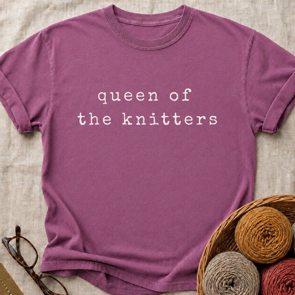 Queen Knitter T-Shirt