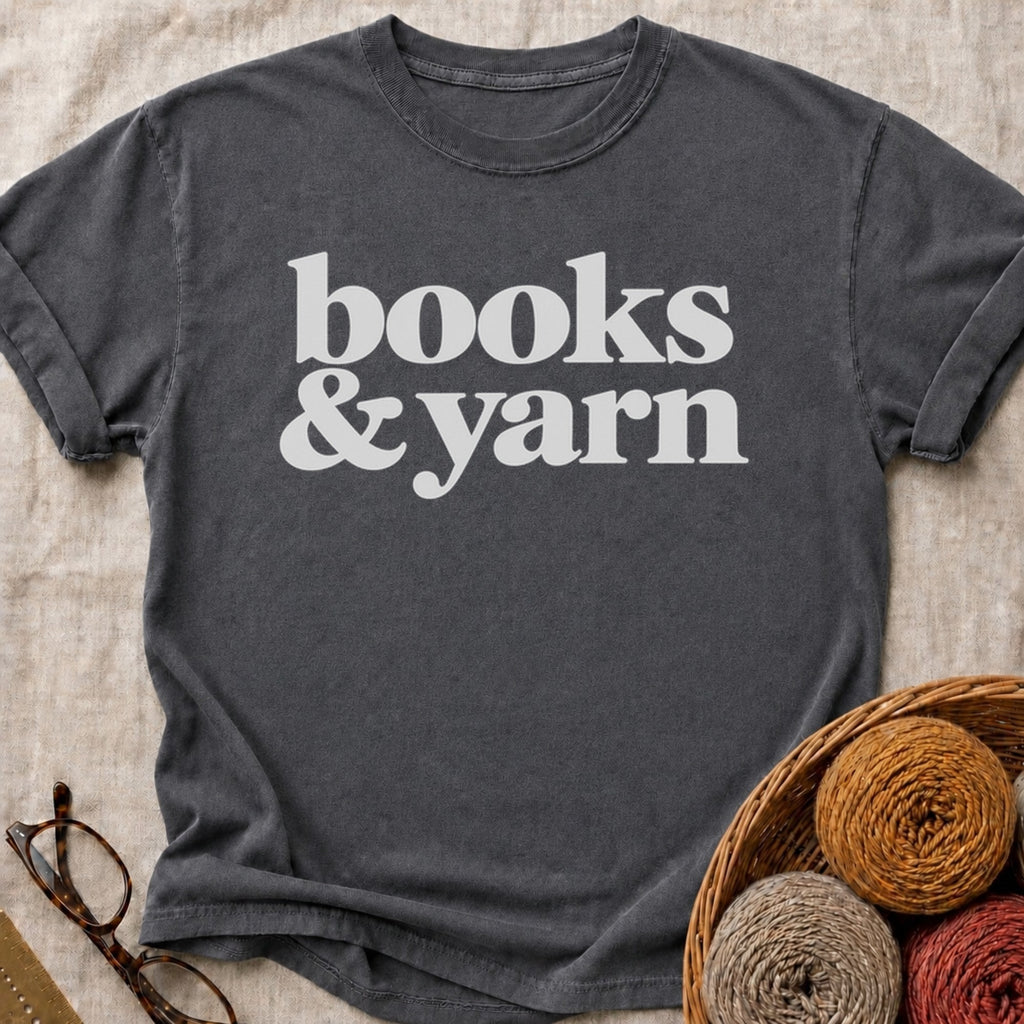 Books And Yarn T-Shirt in Pepper