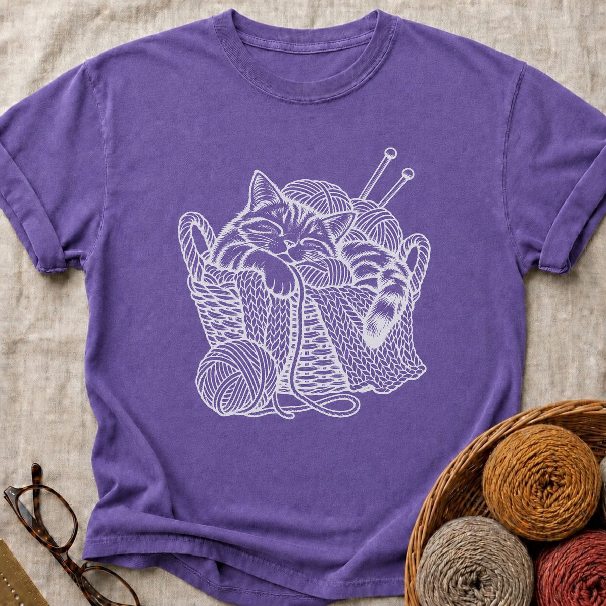 Cozy Cat T-Shirt in Grape