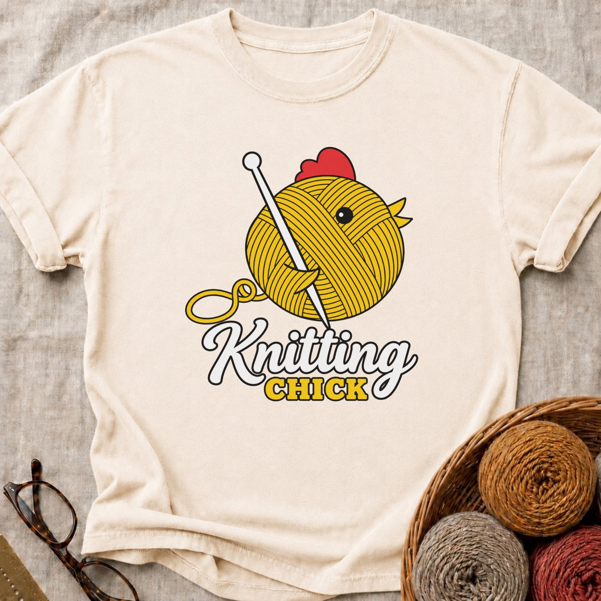 Knitting Chick T-Shirt in Ivory
