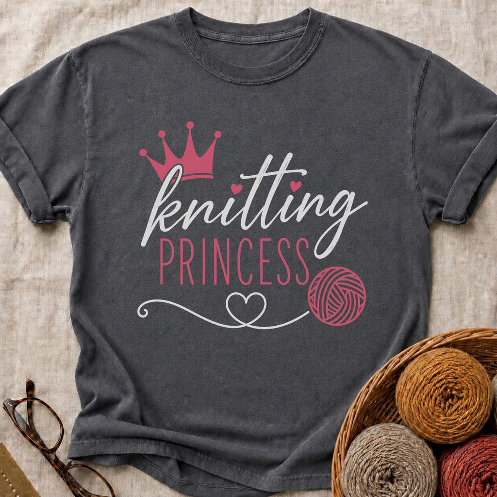 Knitting Princess T-Shirt in Pepper